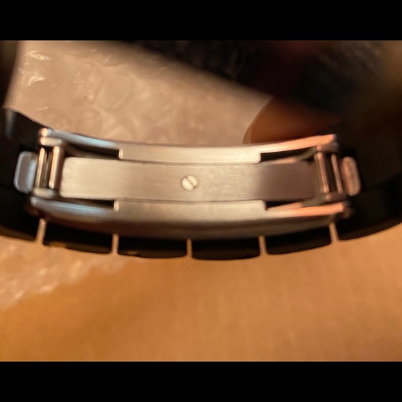 ✂️FINAL✂️Authentic CHANEL J12 ceramic Watc… - Picture 6 of 11